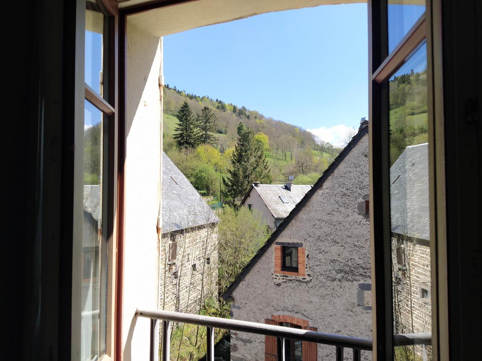 Hotel Restaurant Notre Dame Orcival Dış mekan fotoğraf
